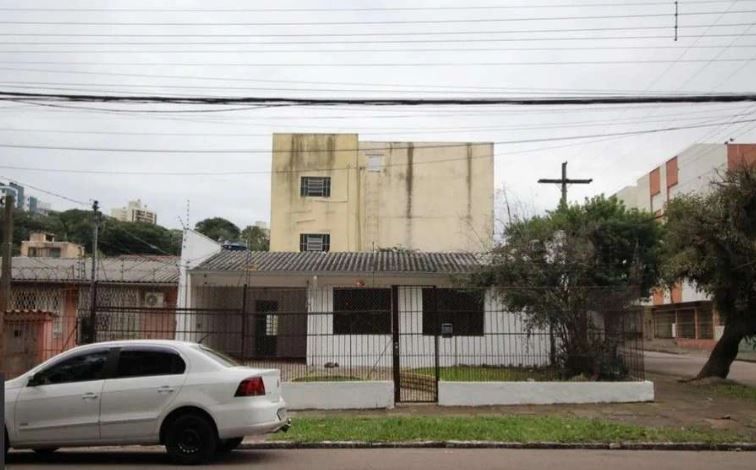 Casa disponível para locação no bairro Jardim do Salso em Porto Alegre/RS