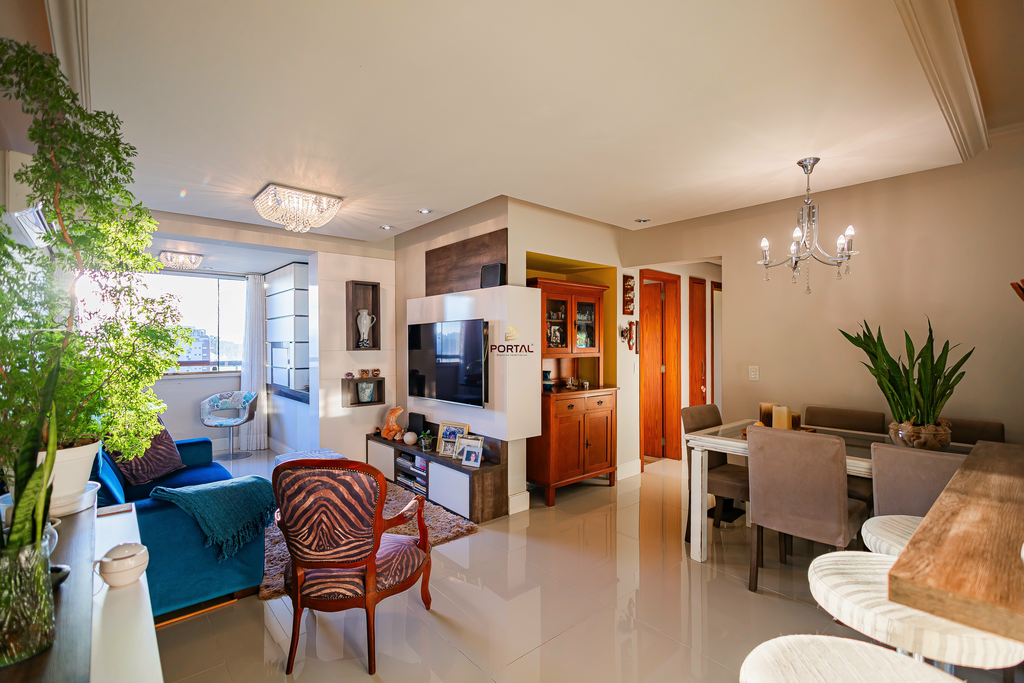 Apartamento à venda com 3 quartos, 96m² - Foto 1