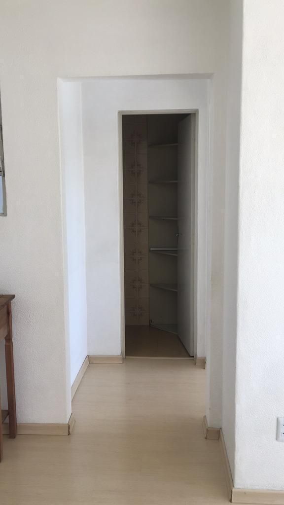 Apartamento à venda com 1 quarto, 47m² - Foto 4