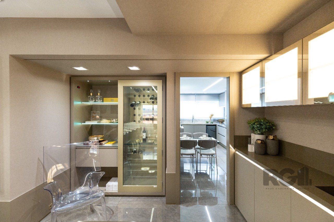 Apartamento à venda com 3 quartos, 137m² - Foto 13