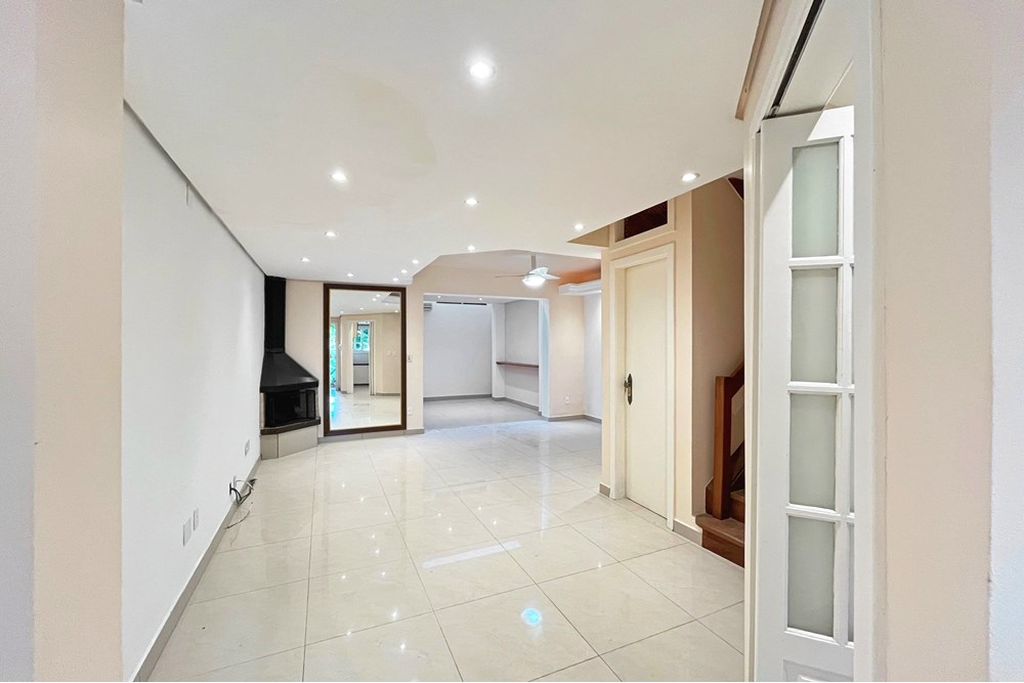 Casa de Condomínio à venda com 2 quartos, 210m² - Foto 30
