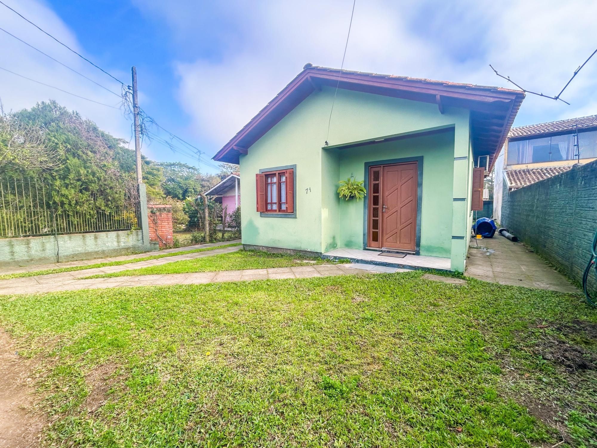 Casa à venda com 2 quartos, 63m² - Foto 2