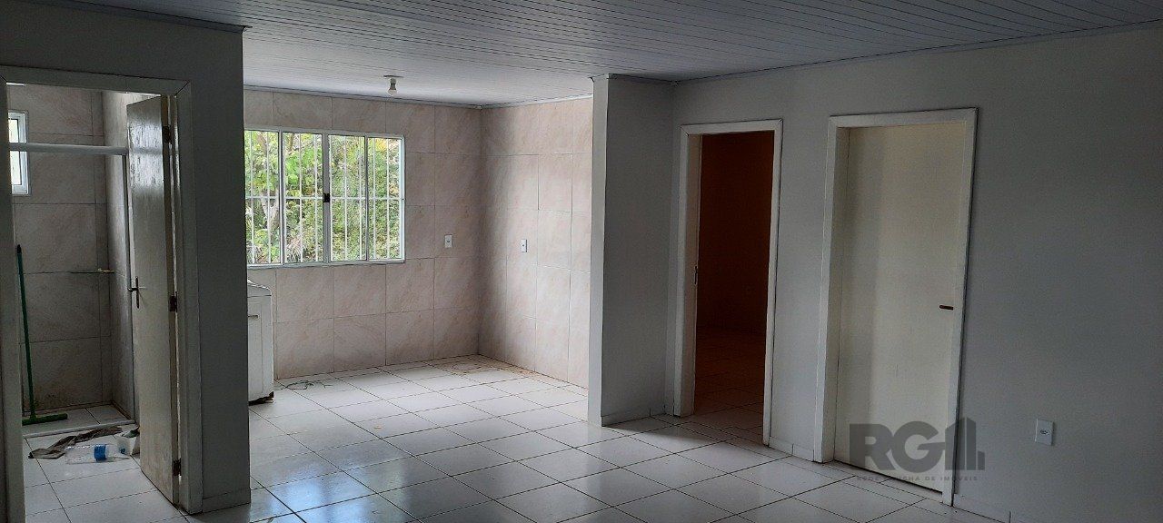 Casa à venda com 8 quartos, 200m² - Foto 82