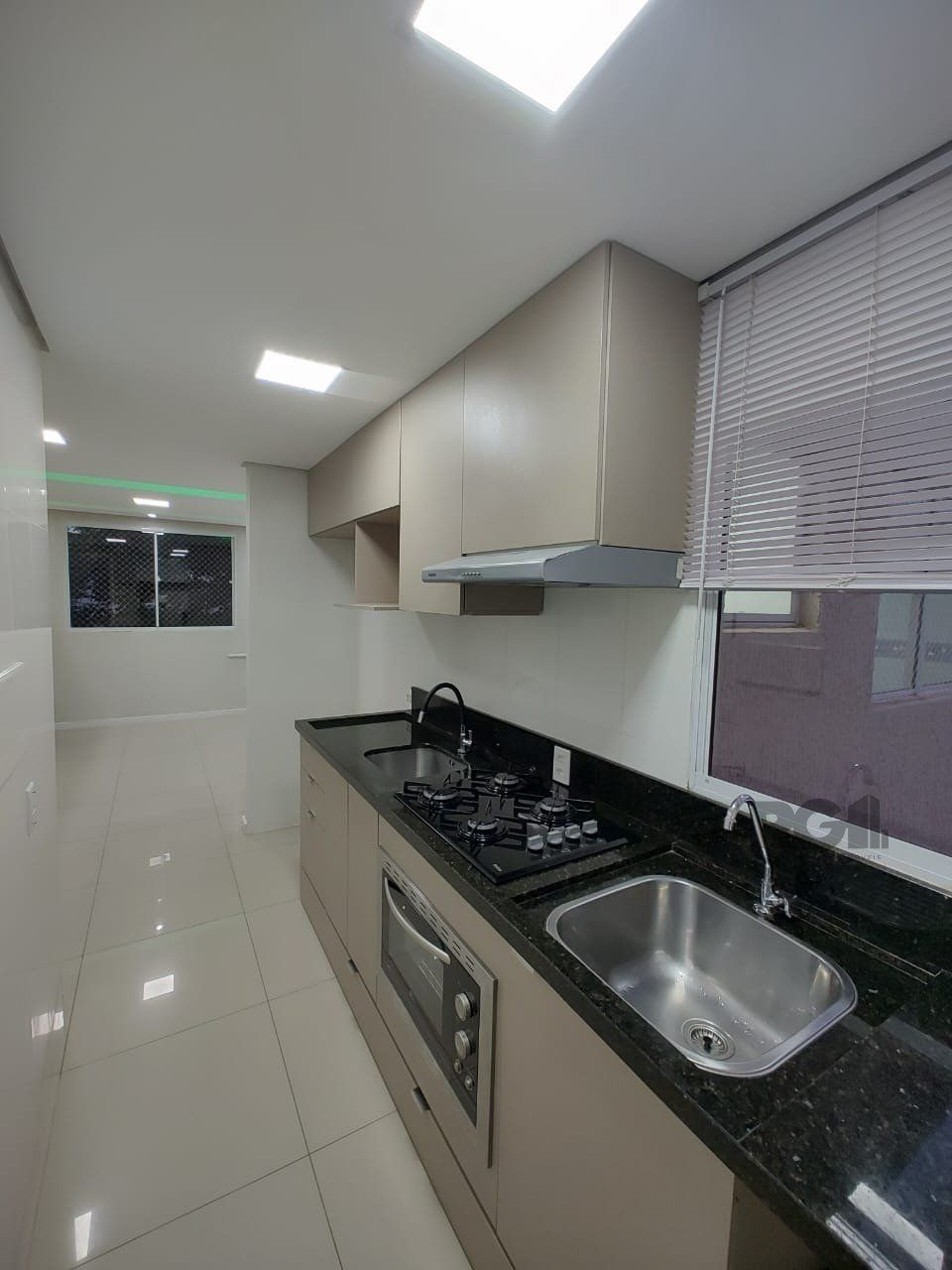 Apartamento à venda com 2 quartos, 41m² - Foto 10