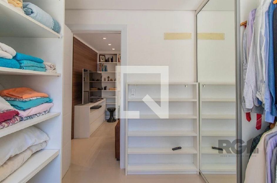 Apartamento à venda com 3 quartos, 203m² - Foto 8