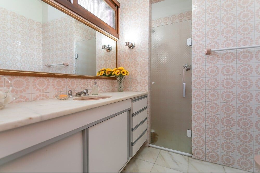 Casa à venda com 3 quartos, 214m² - Foto 14