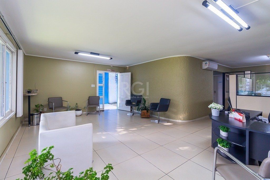 Casa à venda com 9 quartos, 354m² - Foto 20