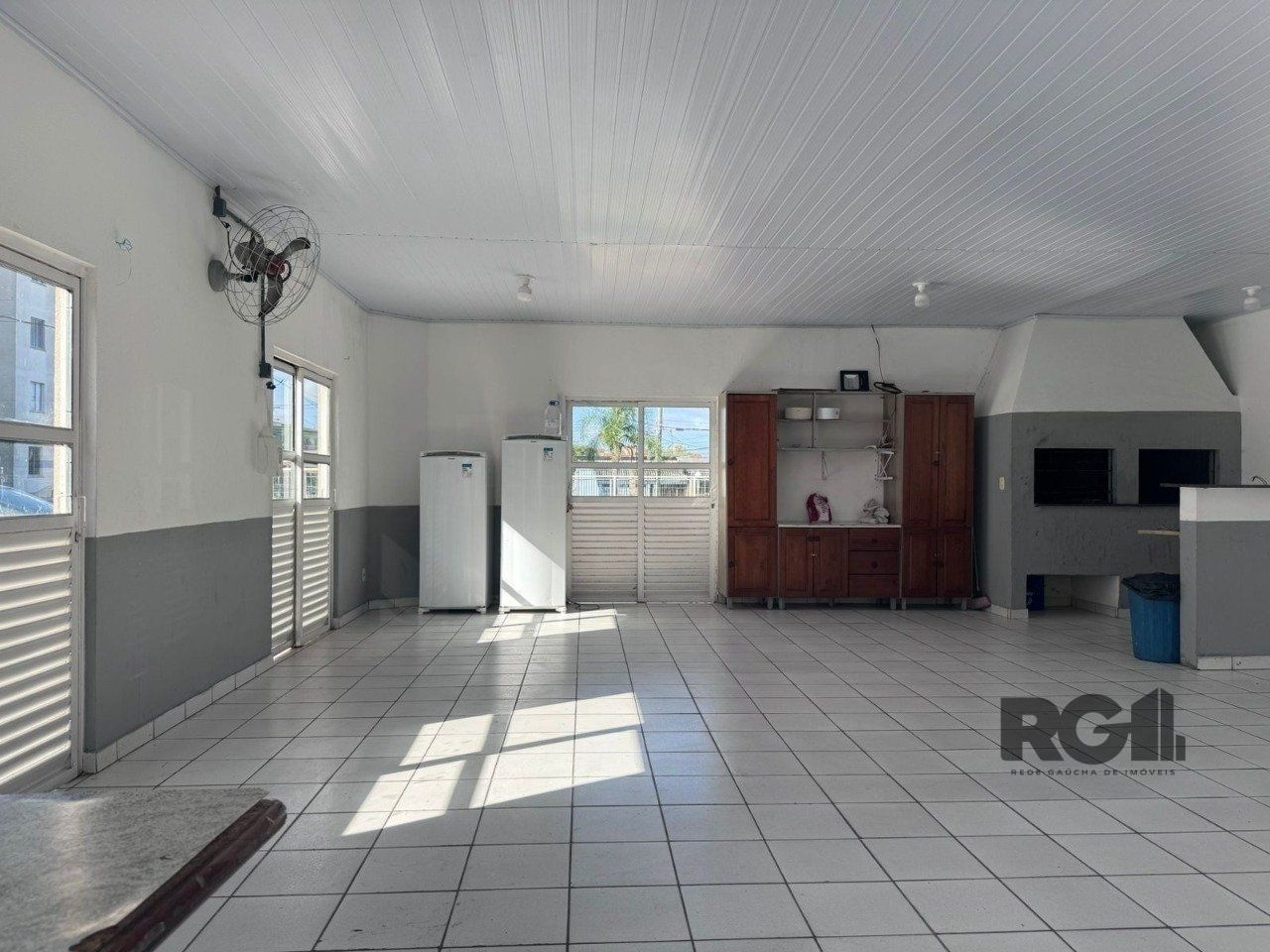 Apartamento à venda com 2 quartos, 39m² - Foto 13