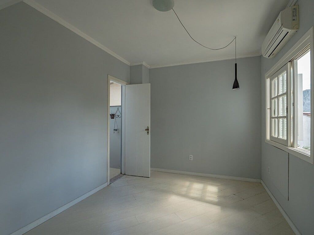 Casa à venda com 3 quartos, 224m² - Foto 10