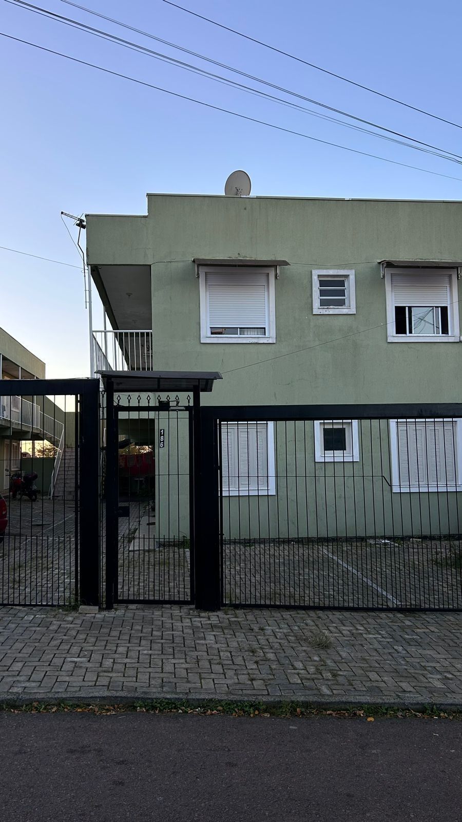 Apartamento 2 dormitórios no bairro Jardim Algarve