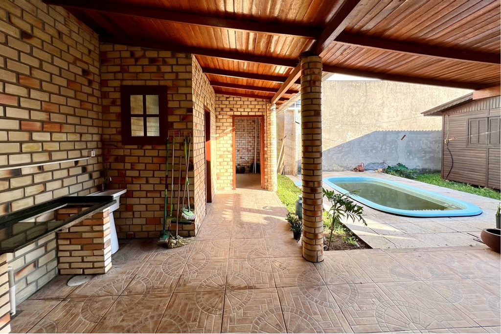 Casa à venda com 3 quartos, 240m² - Foto 8