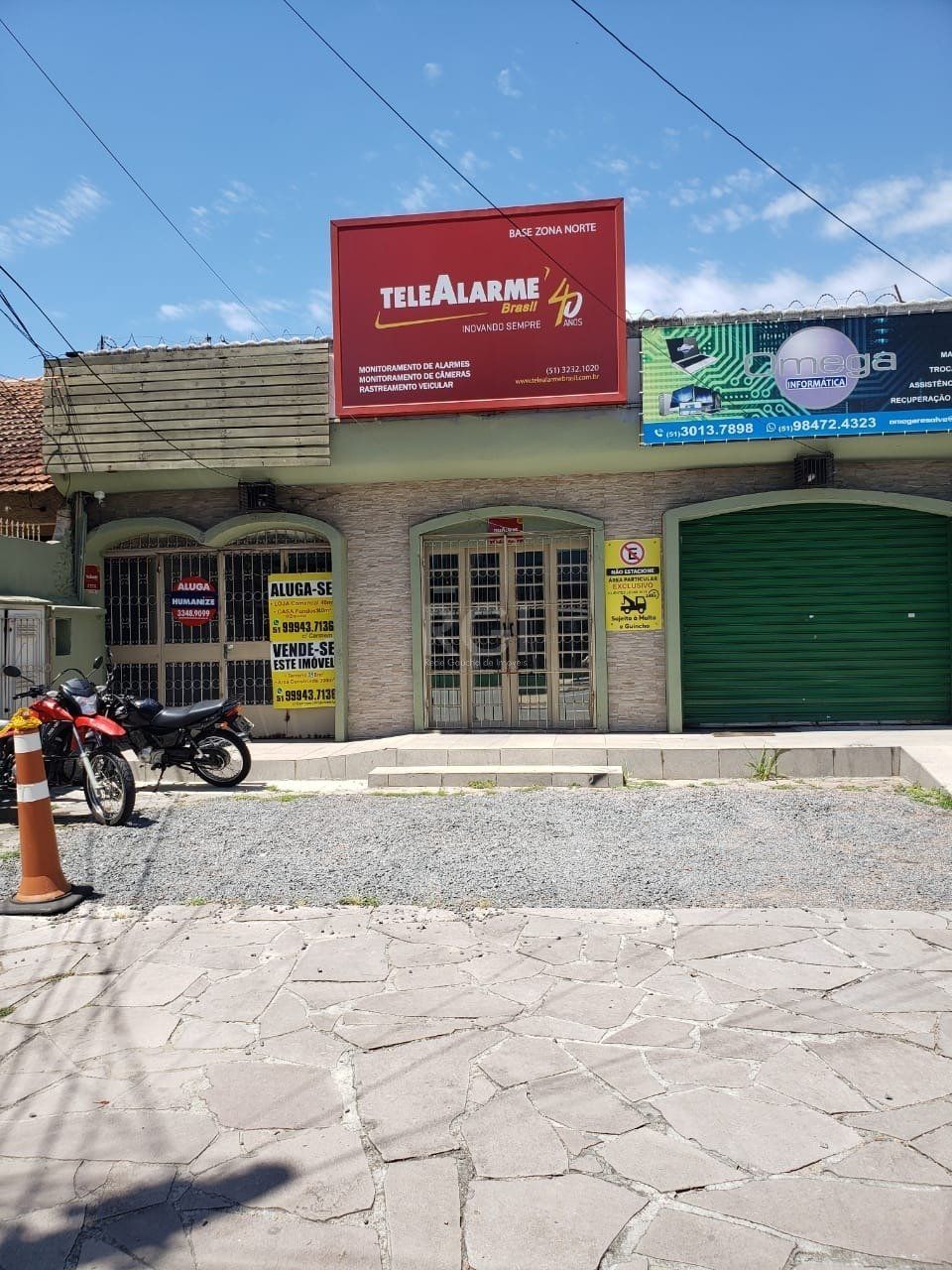 Casa à venda com 3 quartos, 200m² - Foto 2