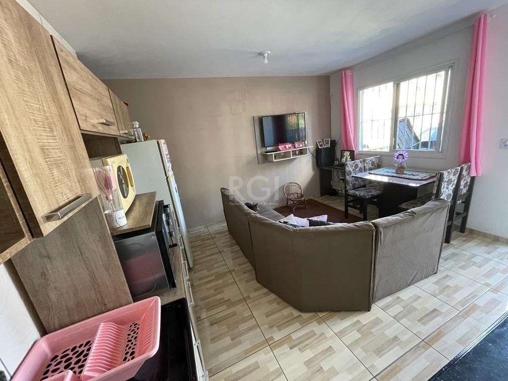 Casa à venda com 2 quartos, 35m² - Foto 4