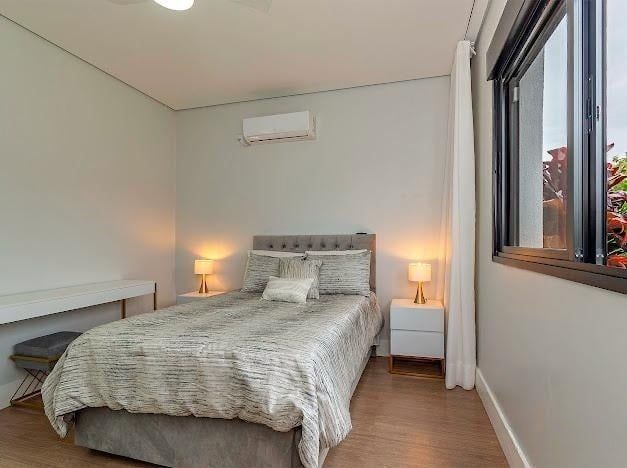 Casa de Condomínio à venda com 4 quartos, 270m² - Foto 14