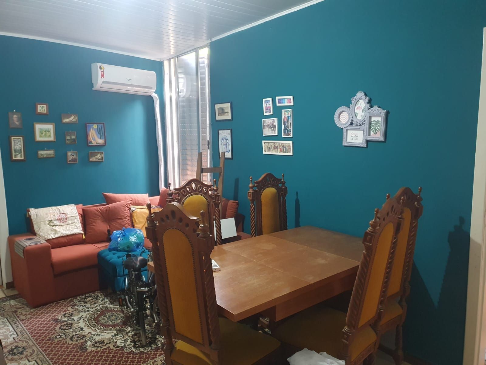 Apartamento com 03 quartos no Centro Histórico de Porto Alegre