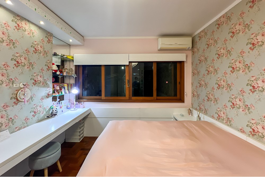 Casa à venda com 4 quartos, 246m² - Foto 14