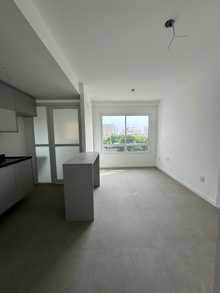 Apartamento à venda com 1 quarto, 43m² - Foto 5