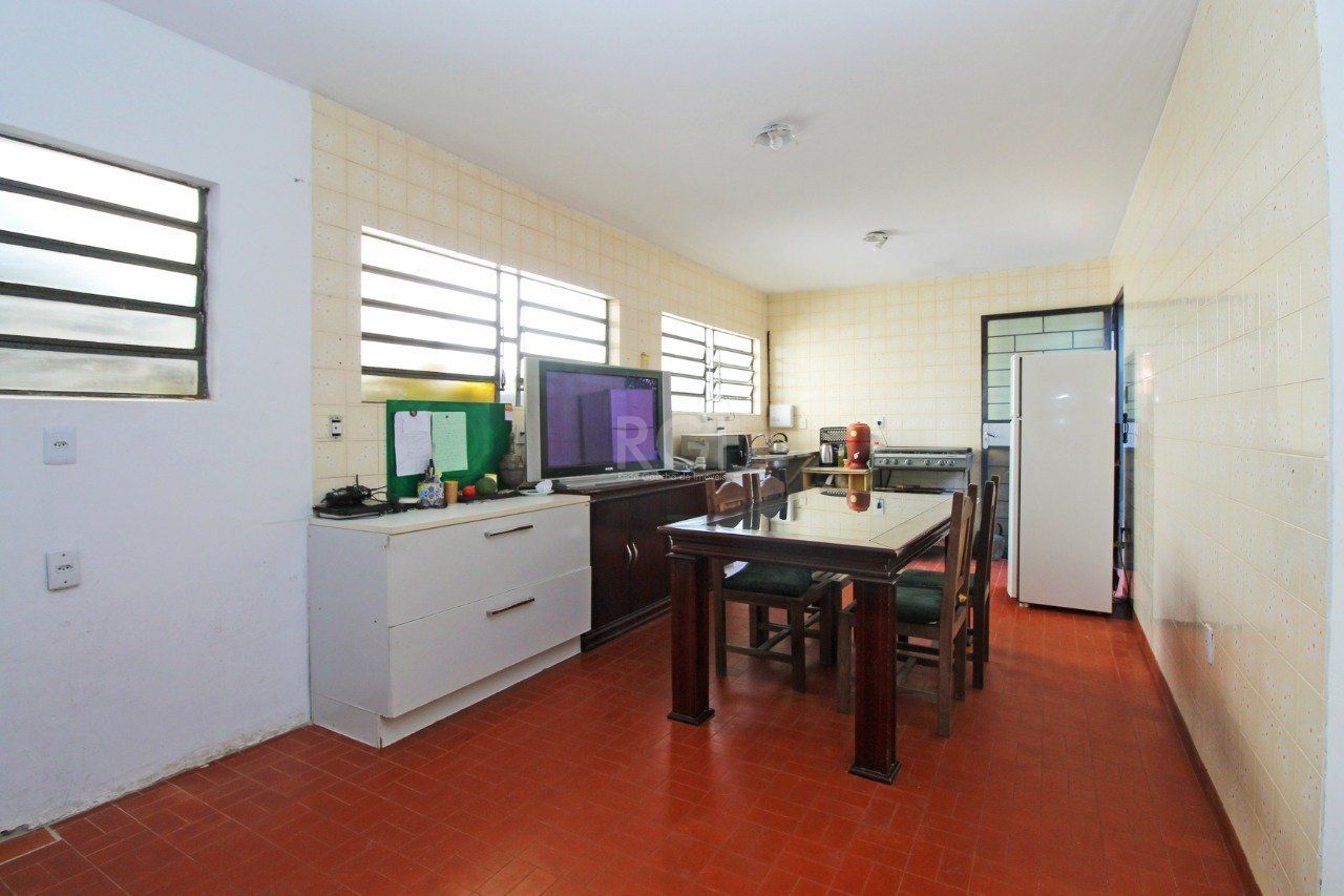Casa à venda com 5 quartos, 74m² - Foto 12