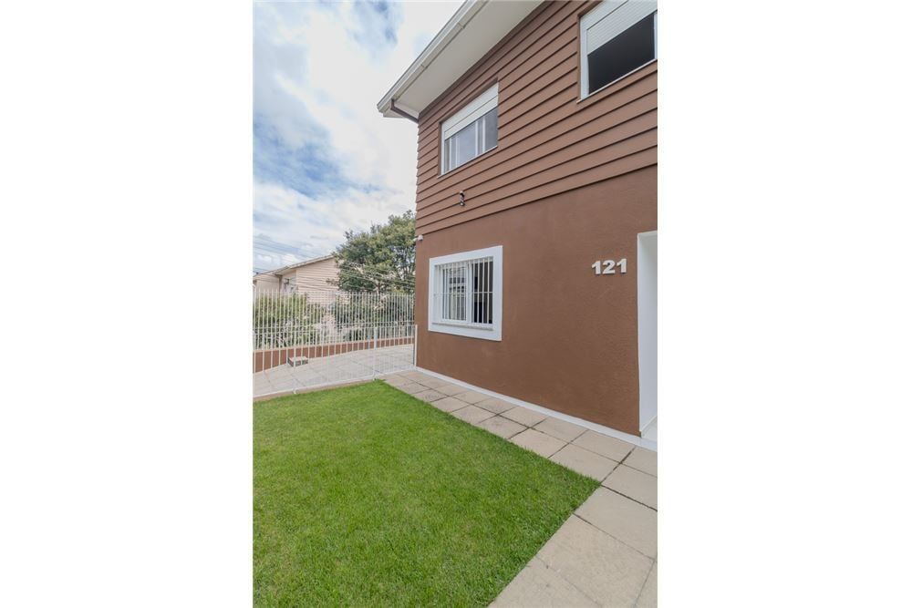 Casa à venda com 3 quartos, 109m² - Foto 5