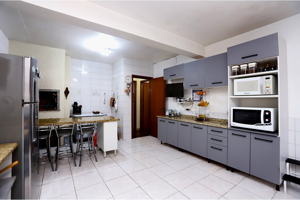 Casa à venda com 3 quartos, 355m² - Foto 23