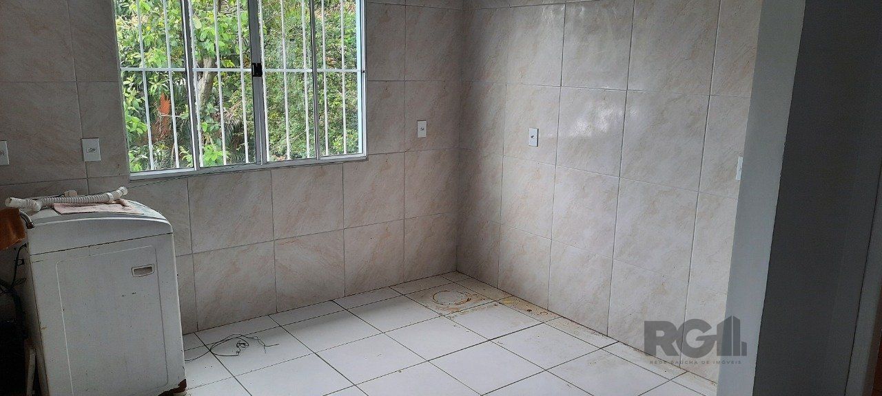 Casa à venda com 8 quartos, 200m² - Foto 84
