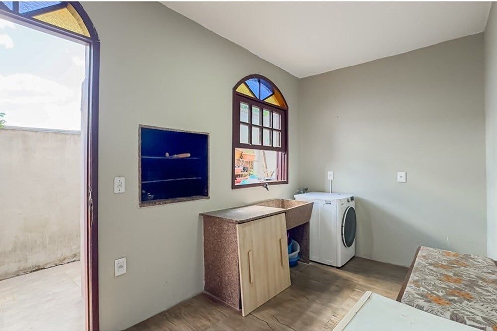 Casa à venda com 5 quartos, 208m² - Foto 22