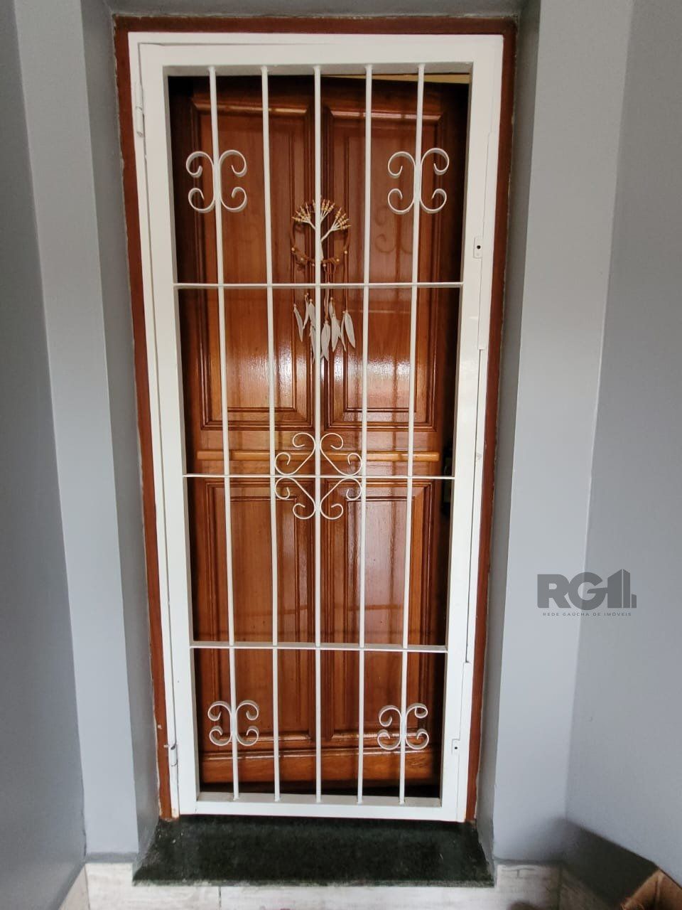 Casa à venda com 3 quartos, 251m² - Foto 2