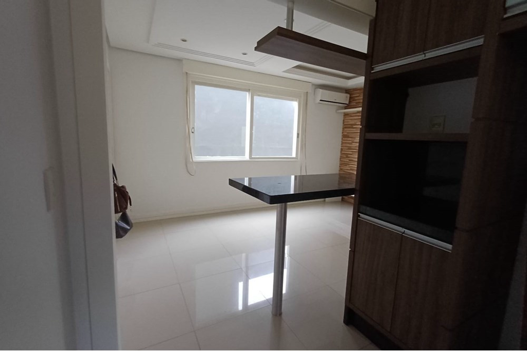 Apartamento à venda com 1 quarto, 38m² - Foto 7
