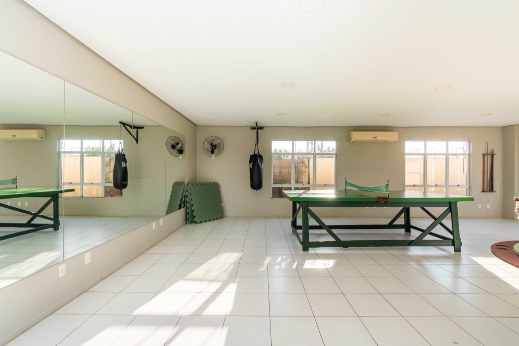 Casa de Condomínio à venda com 4 quartos, 334m² - Foto 19