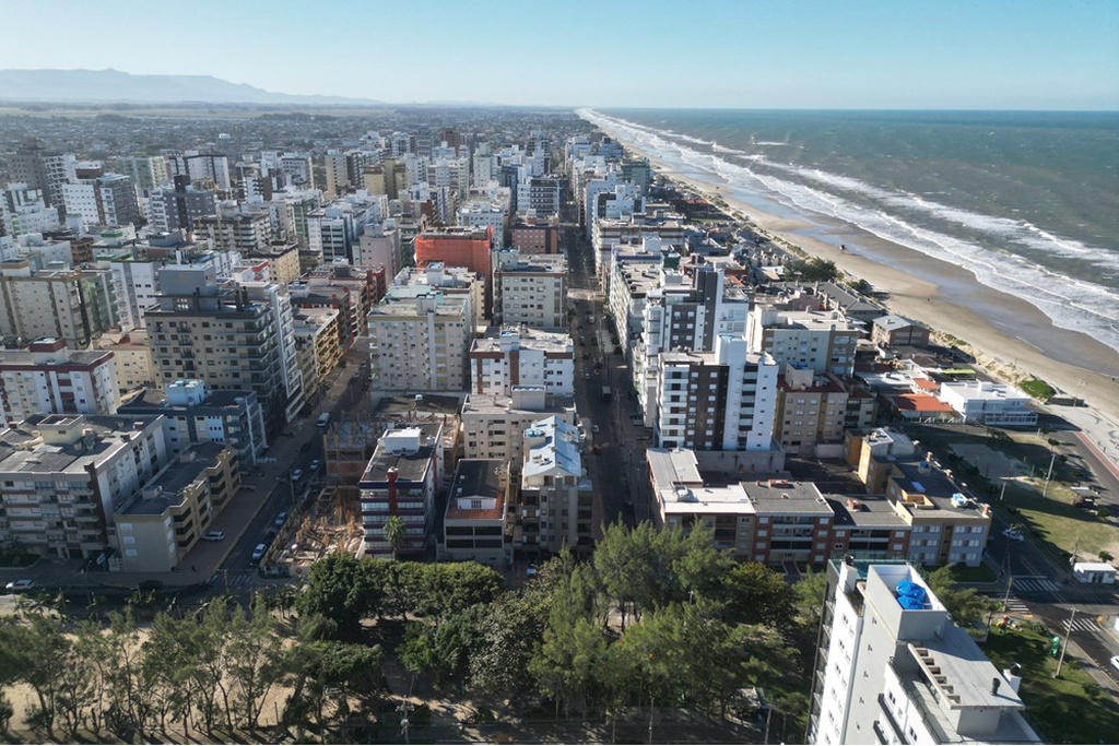 Apartamento à venda com 3 quartos, 93m² - Foto 5