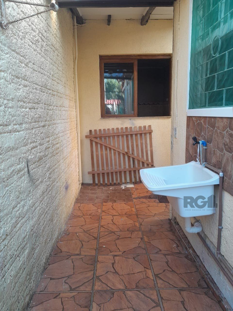 Casa à venda com 2 quartos, 80m² - Foto 13