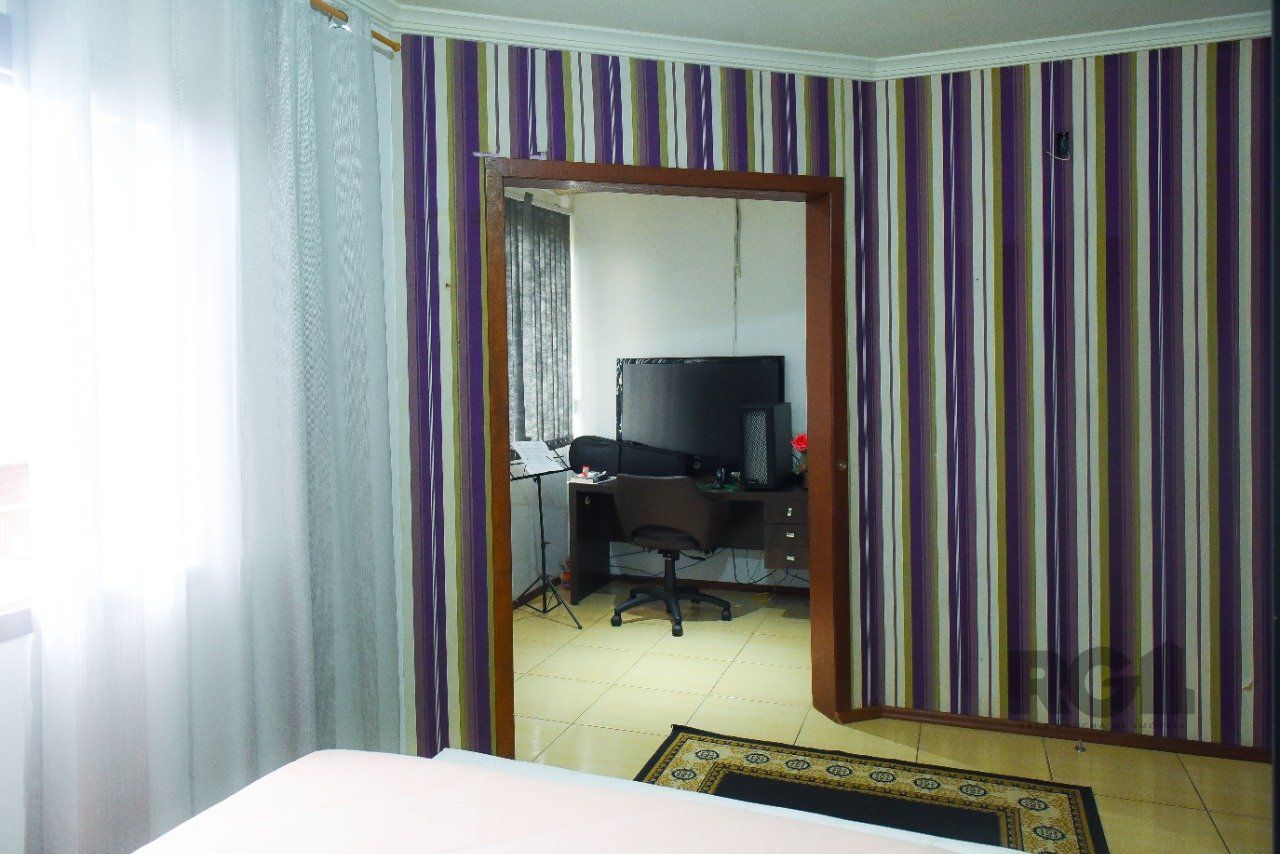 Casa à venda com 3 quartos, 308m² - Foto 30