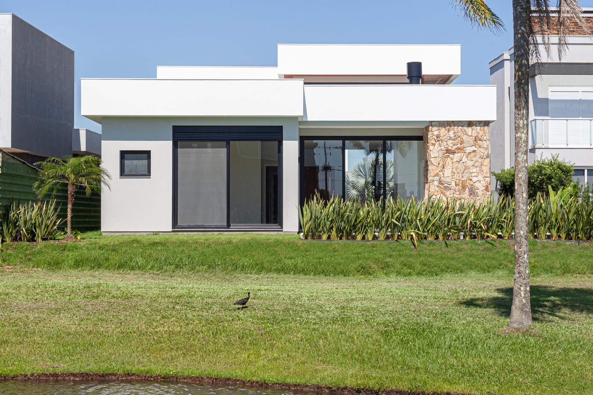 Casa de Condomínio à venda com 3 quartos, 256m² - Foto 15