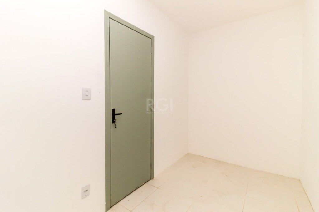 Apartamento à venda com 3 quartos, 228m² - Foto 18
