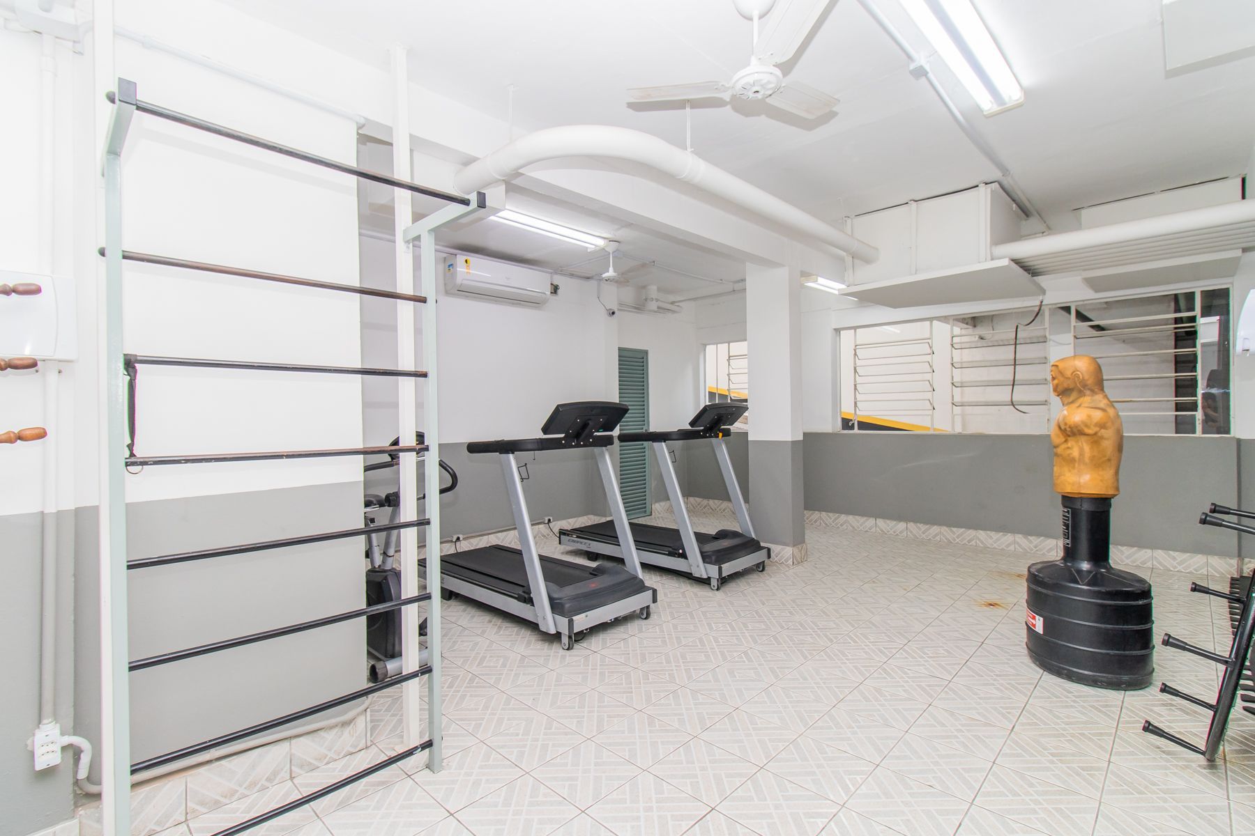 Apartamento à venda com 3 quartos, 84m² - Foto 43