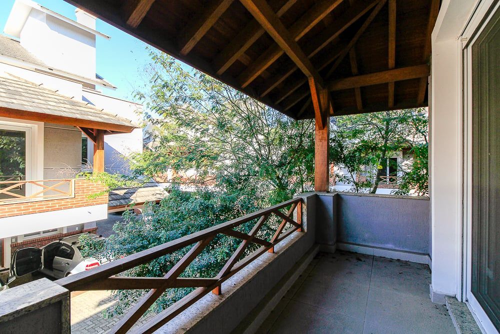 Casa de Condomínio à venda com 3 quartos, 241m² - Foto 38