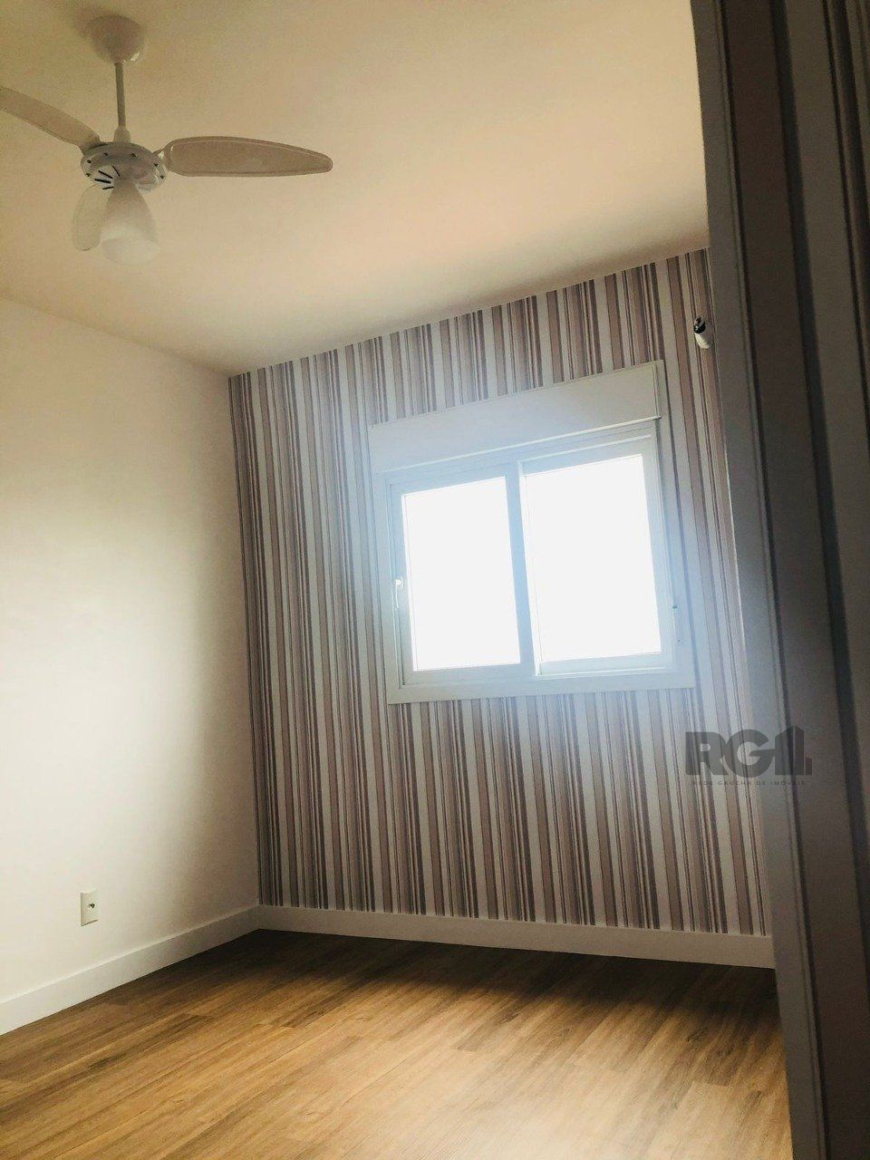 Apartamento à venda com 2 quartos, 55m² - Foto 4