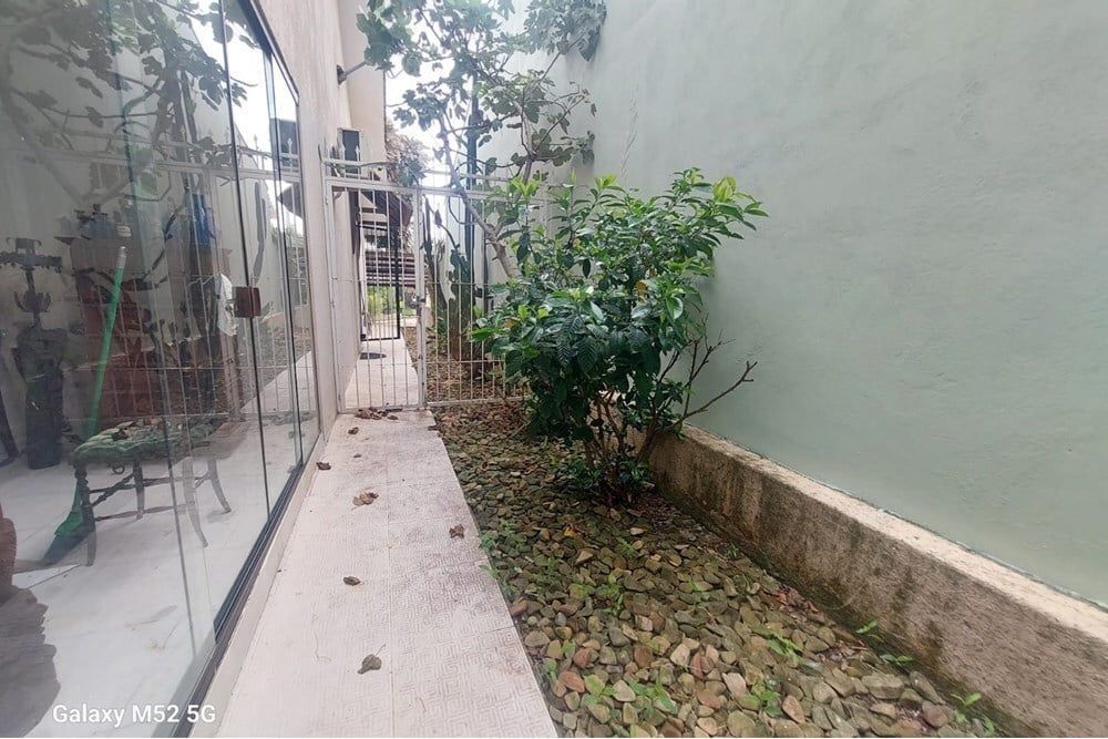 Casa à venda com 2 quartos, 80m² - Foto 7