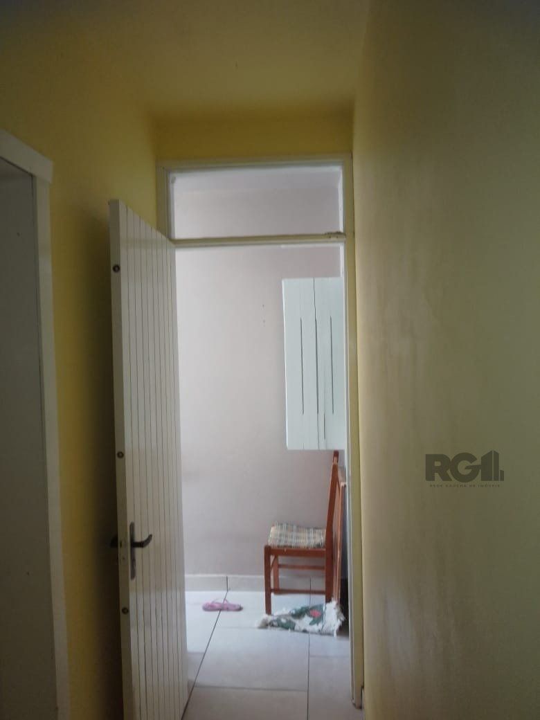 Casa à venda com 2 quartos, 130m² - Foto 8