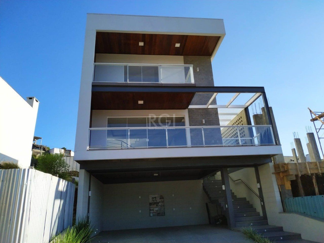 Casa à venda com 3 quartos, 200m² - Foto 3