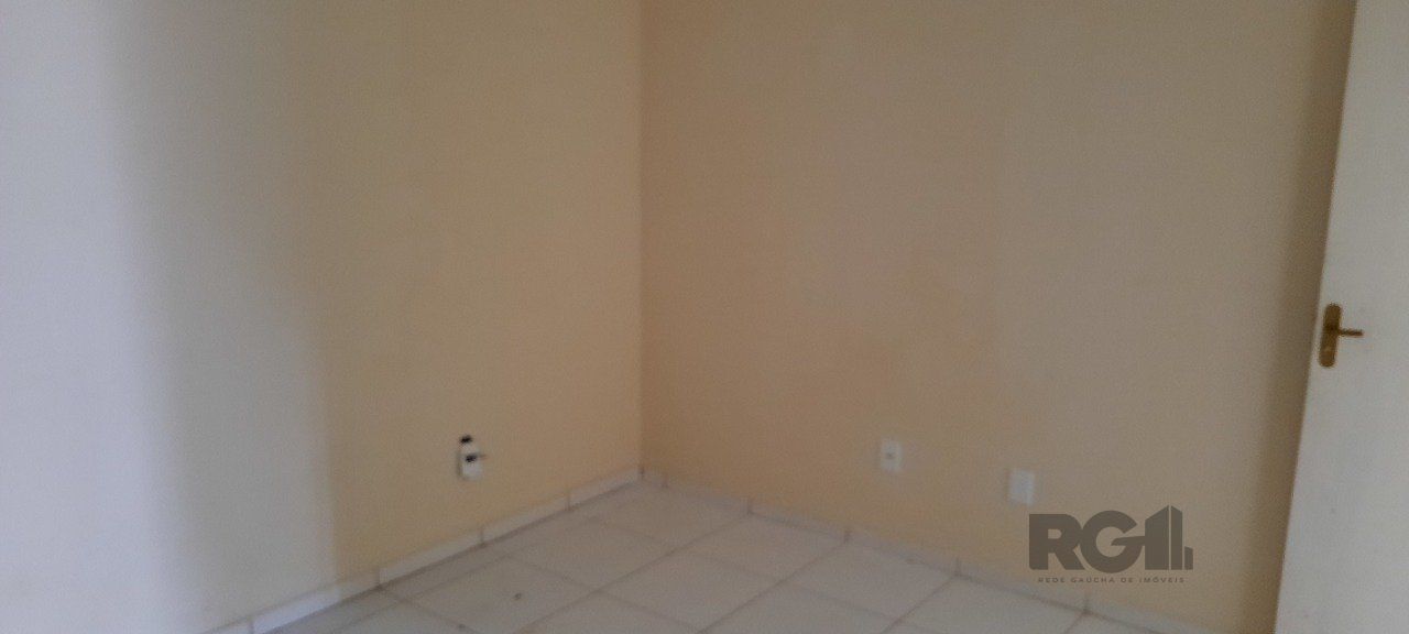 Casa à venda com 8 quartos, 200m² - Foto 40