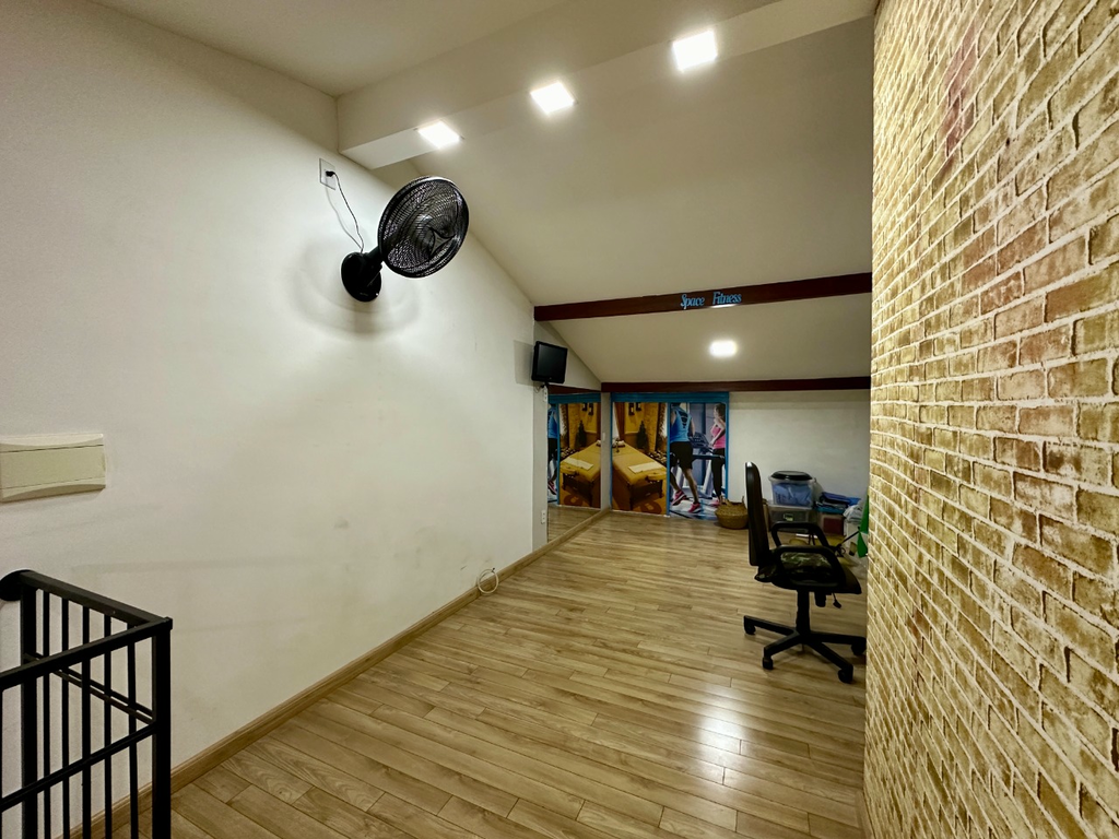 Casa à venda com 2 quartos, 160m² - Foto 15