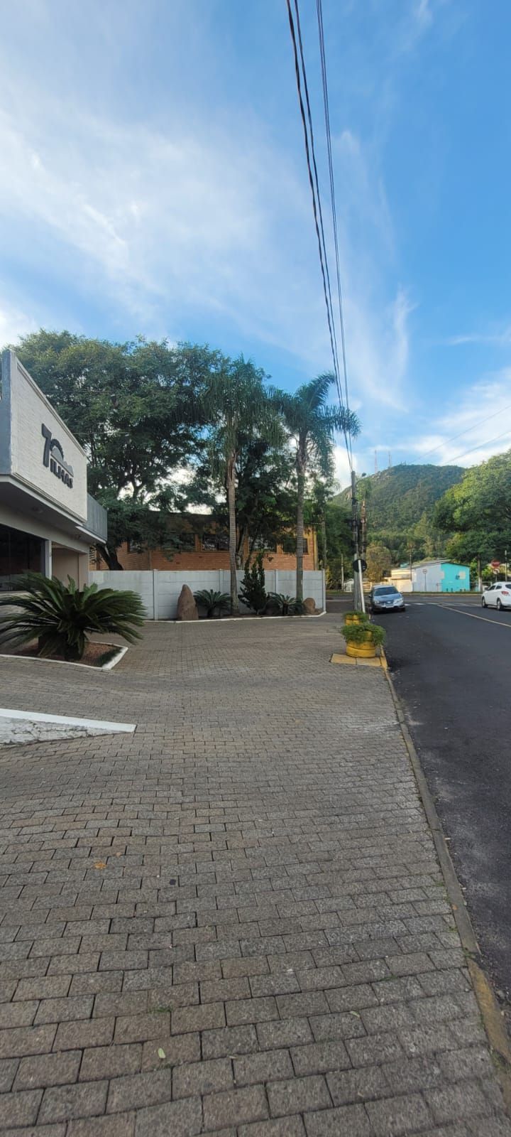 Apartamento à venda com 2 quartos, 66m² - Foto 2