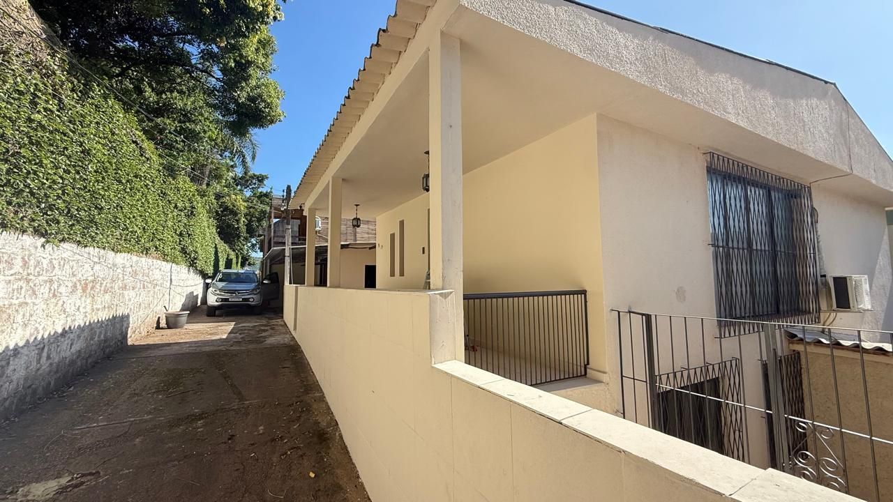 Casa, 3 quartos, 250 m² - Foto 1