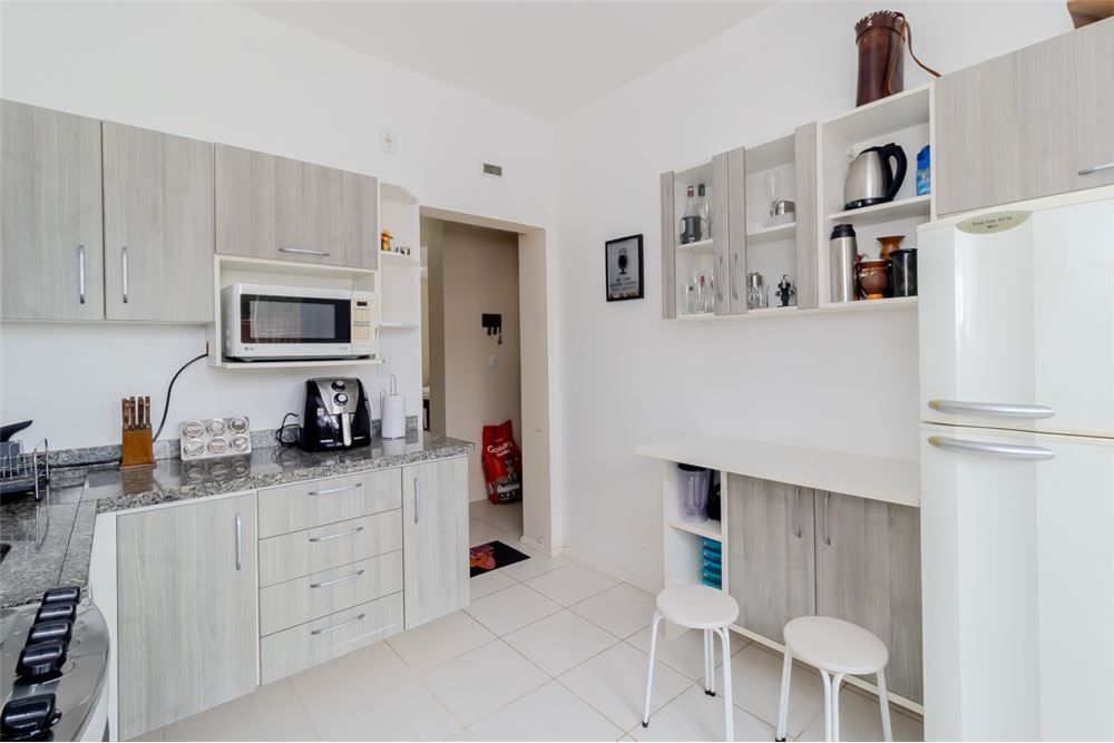 Casa à venda com 3 quartos, 109m² - Foto 26