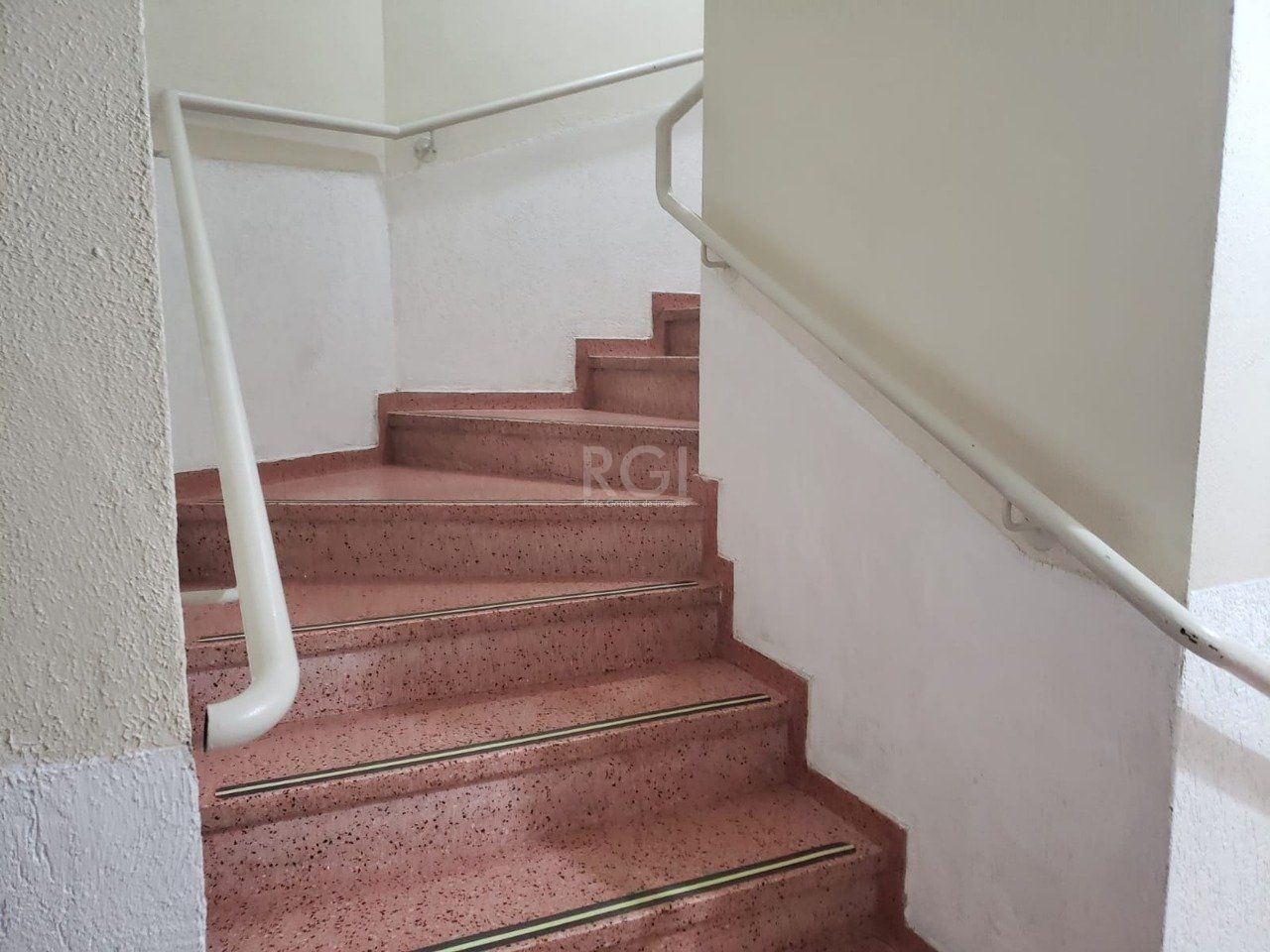 Apartamento à venda com 1 quarto, 150m² - Foto 56