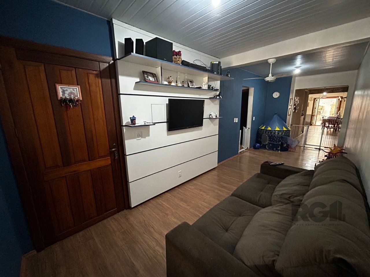 Casa à venda com 5 quartos, 135m² - Foto 2