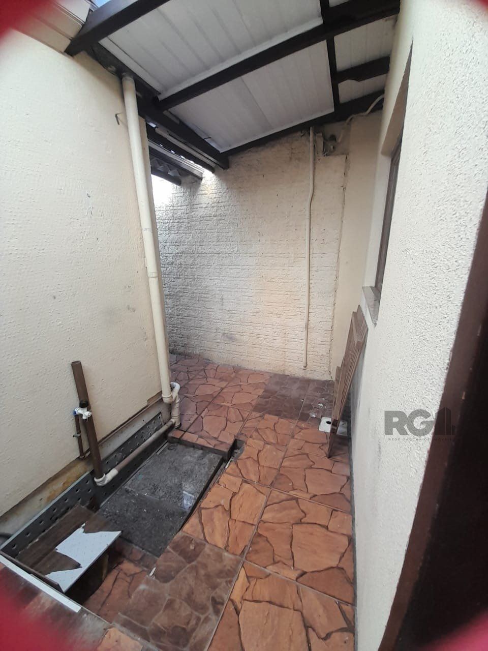 Casa à venda com 2 quartos, 80m² - Foto 6