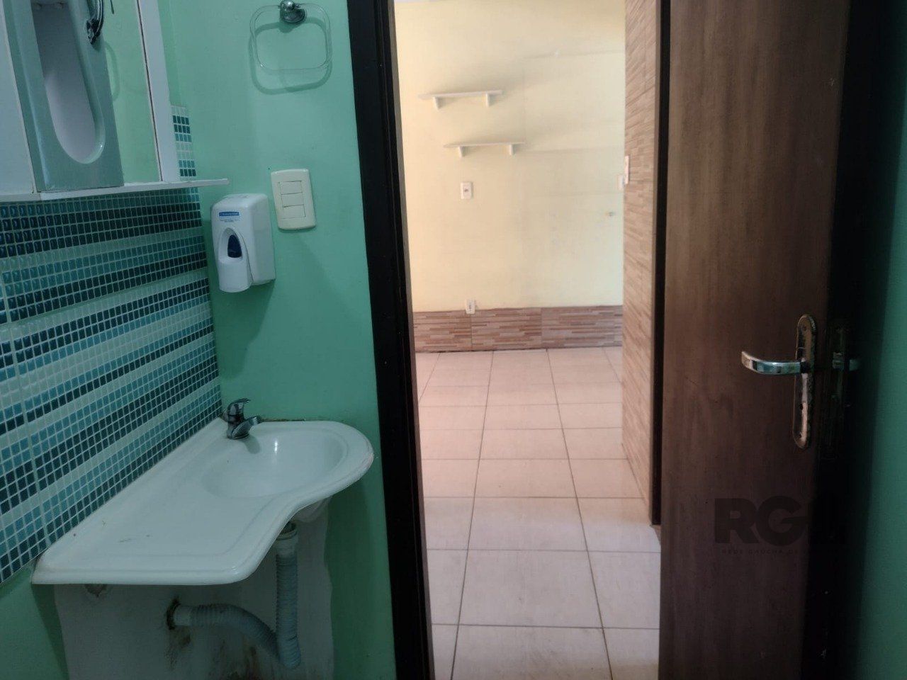 Casa à venda com 2 quartos, 50m² - Foto 14