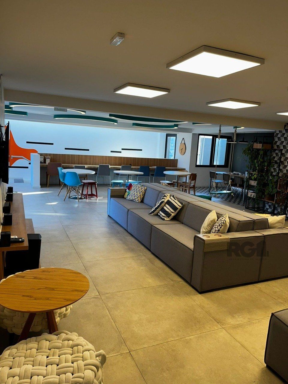 Apartamento à venda com 1 quarto, 35m² - Foto 1